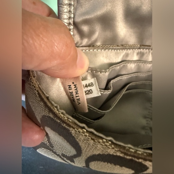 Coach Park Signature Large Flap Wristlet (Coach F51820) Khaki - Picture 5 of 5